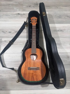 KoAloha Tenor Ukulele, MADE IN Hawaii Koa Wood - w/ Hardshell Case PERFECT COND.