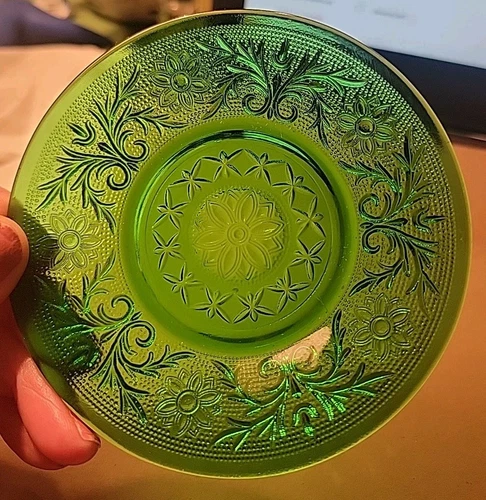 Vtg Anchor Hocking Forest Green Glass Tea Saucer 4.5”  Grandmacore