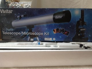 Vivitar Telescope/Microscope Kit (25 Pieces)