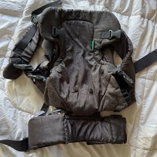 Infantino Flip Advanced 4-in-1 carrier - Ergonomic, convertible, Grey