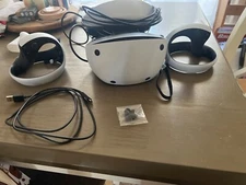 (EXCELLENT CONDITION) PlayStation PS5 VR2 (Headset, PSVR2 Sense Controllers)