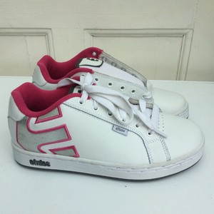 pink and white etnies
