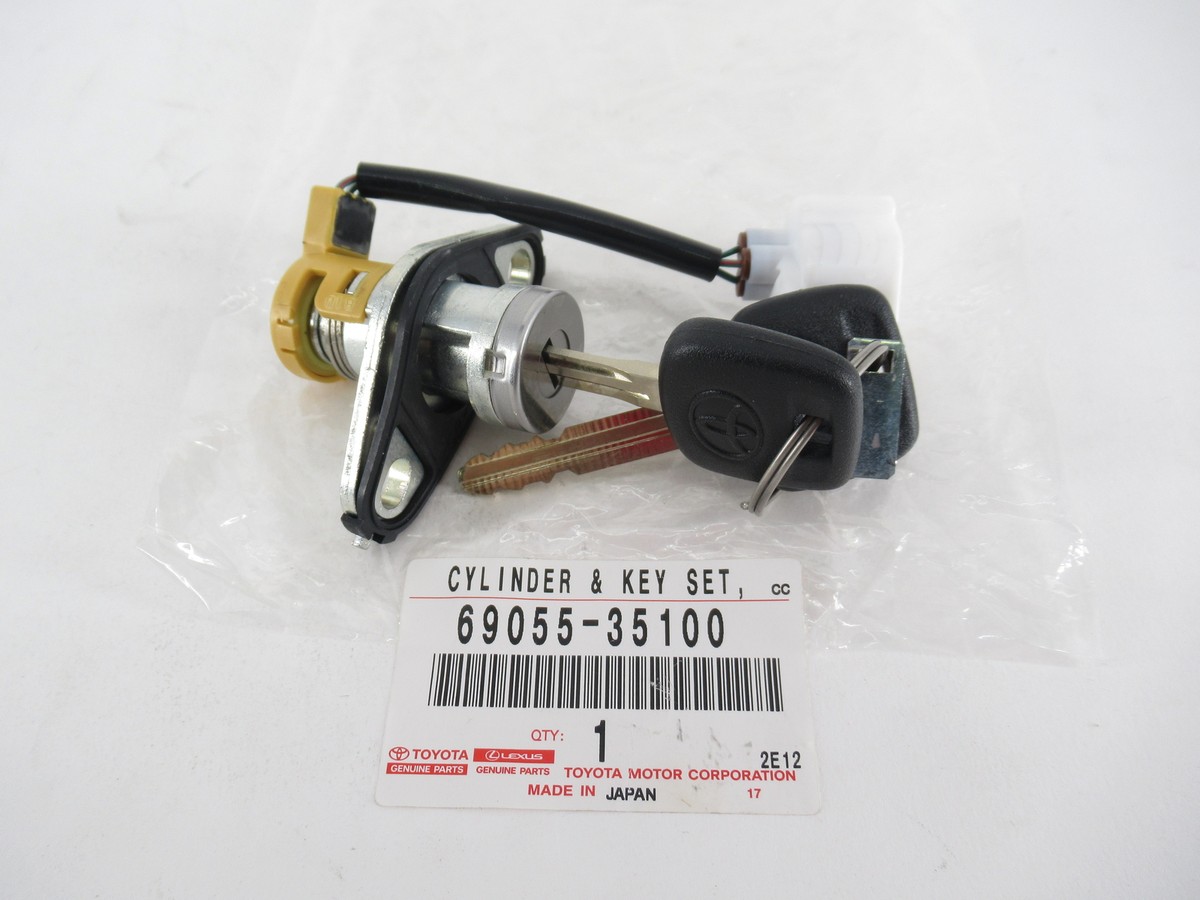 03-09 Toyota 4Runner Rear Liftgate Lock Cylinder w/ Key