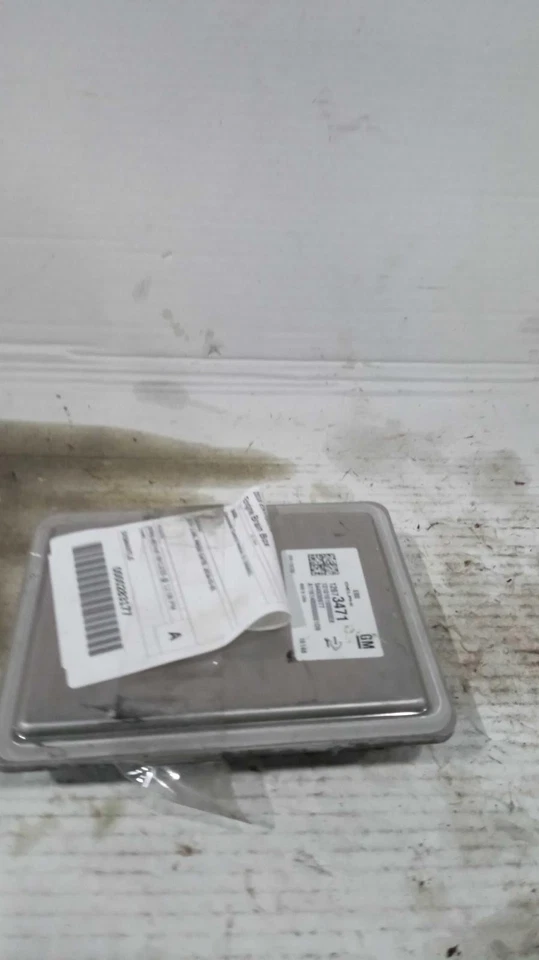 Módulo de controle de motor usado (ECM) serve: 2016 Buick Envision controle eletrônico Mo - Imagem 2 de 4