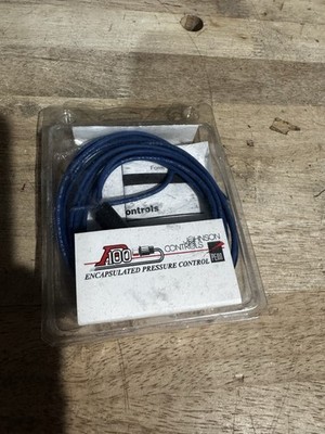 JOHNSON CONTROLS P100AP-4C Pressure Switch - New