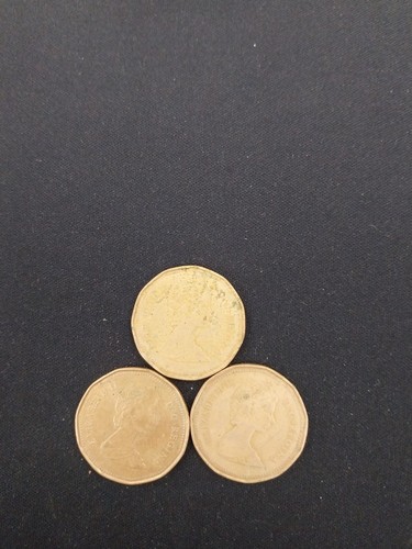 3x QUEEN ELIZABETH, Dollar Coin, 1987, 1986, & 1986 Circulated