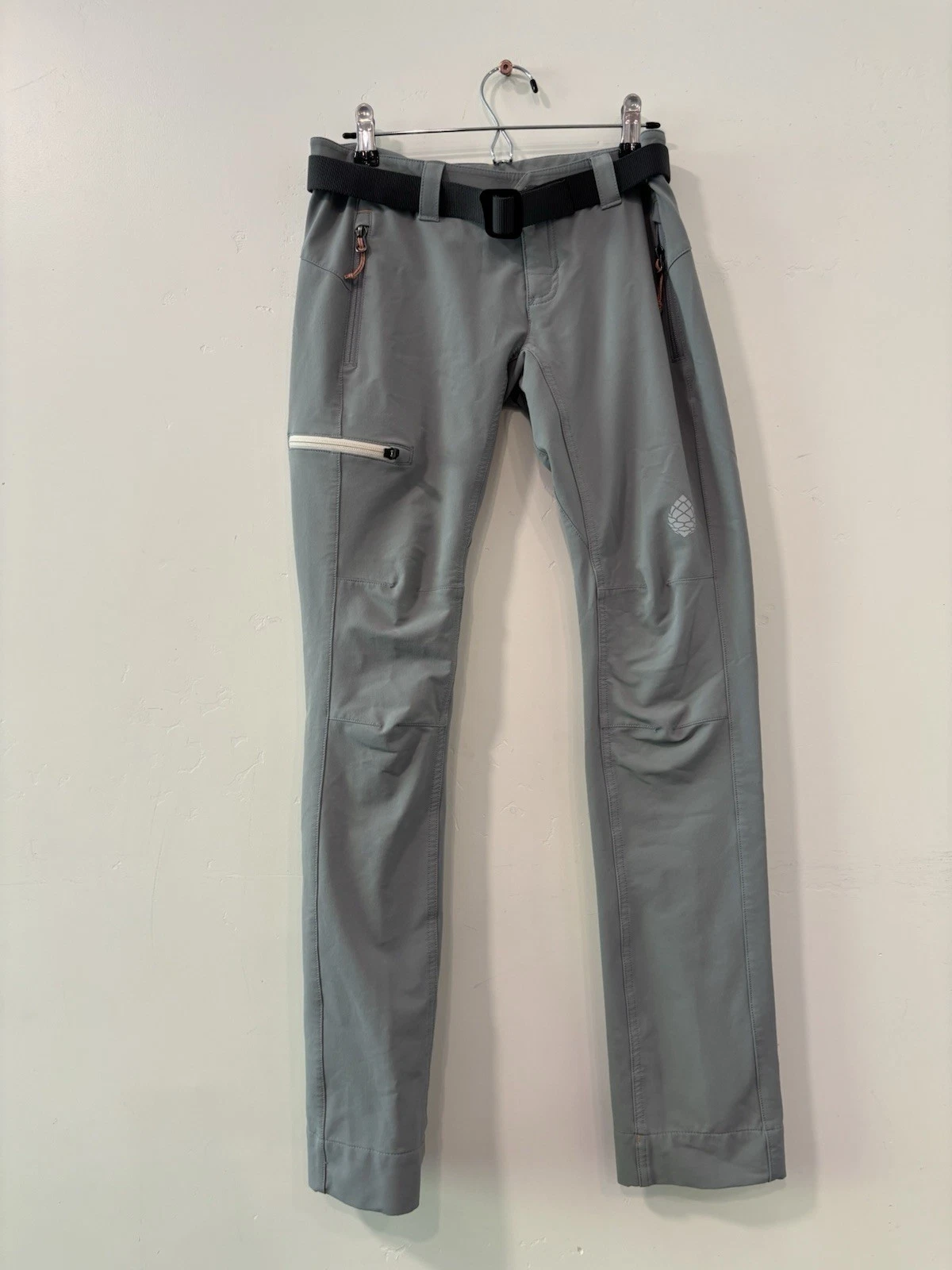 Women's Stio Softshell Hiking Pants Size Stretch Zip Pocket Trail Technical Gray
Opens in a new wind