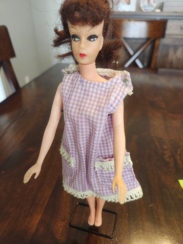1950s offbrand Barbie brunette