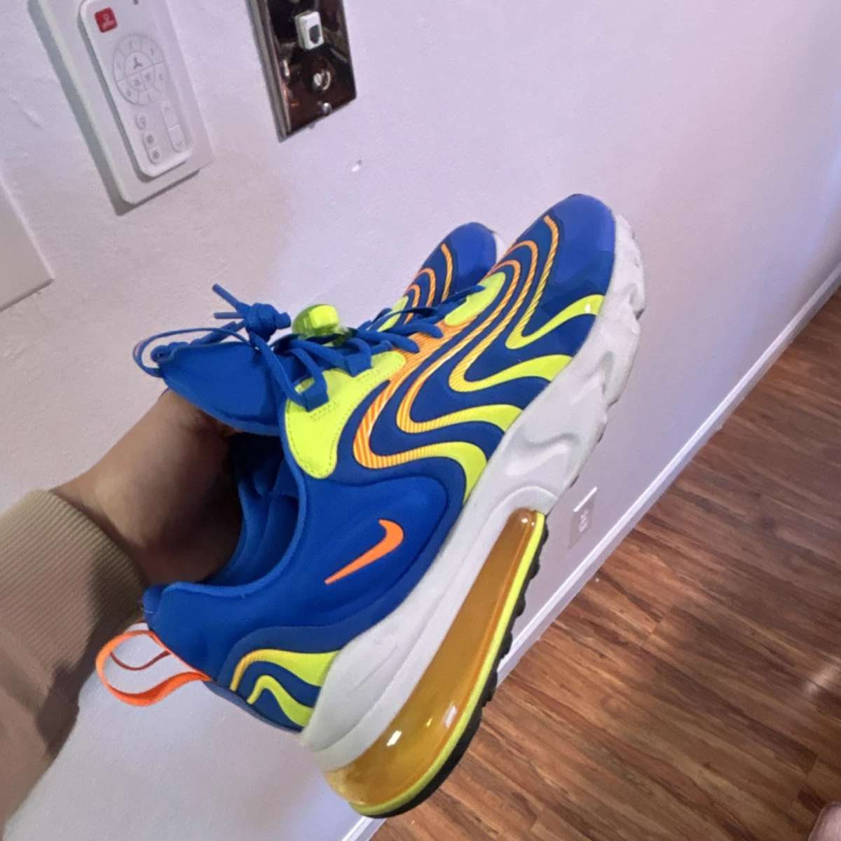 シューズ NIKE AIRMAX270 React ENG Preços baixos em Nike Air Max 270 React ENG Blue | eBay