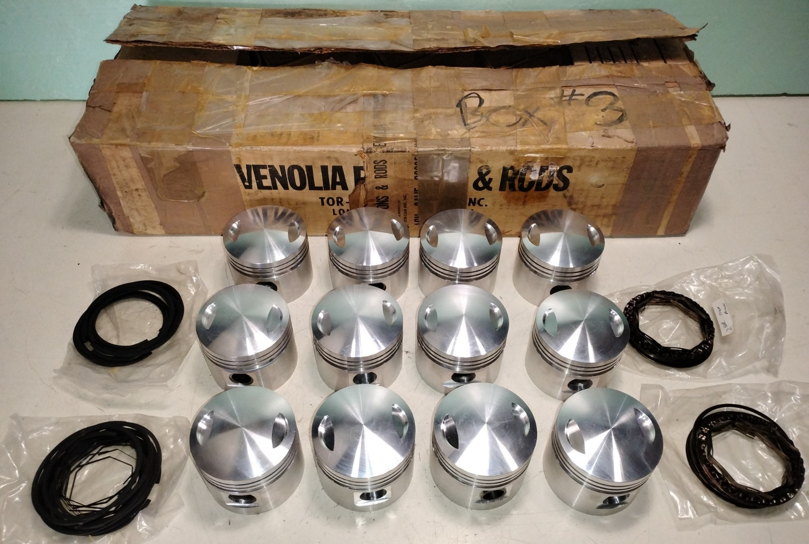 Ferrari 330 Engine Pistons_Piston Rings_GTC_GTS_2+2_Venolia_NEW_3.148 Bore