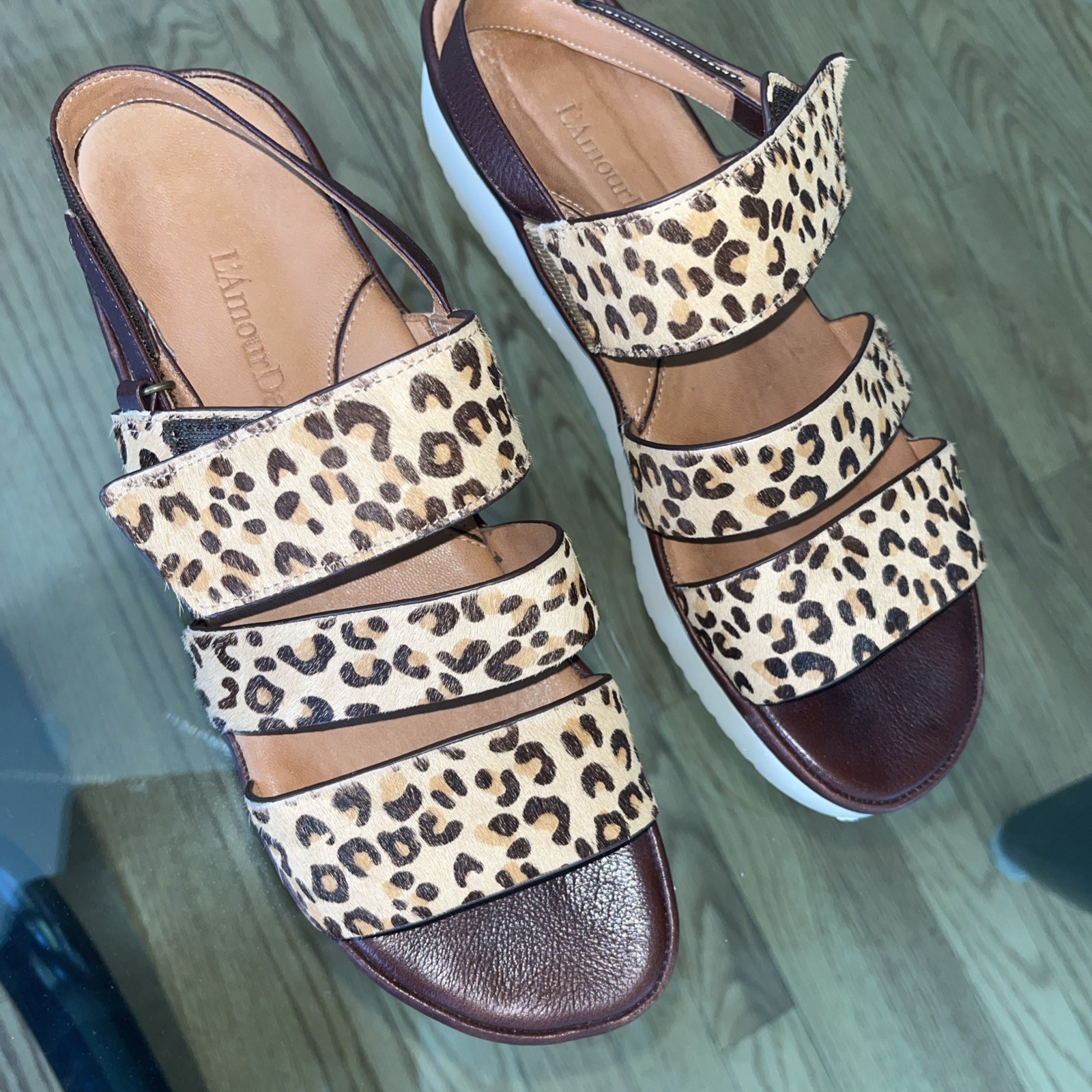 Sandalias L'Amour Des Pieds con correa al tobillo con estampado animal guepardo 9,5 cuero superior