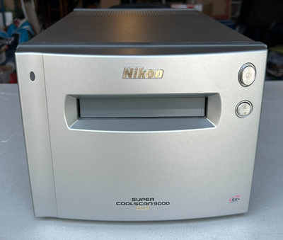 Nikon Super CoolScan 9000 ED Photo Slide & Film Scanner NICE