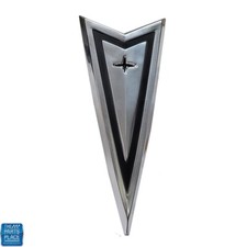 1965 Pontiac Gto Lemans Nose Grille Surround Arrowhead Arrow Emblem W Hdw