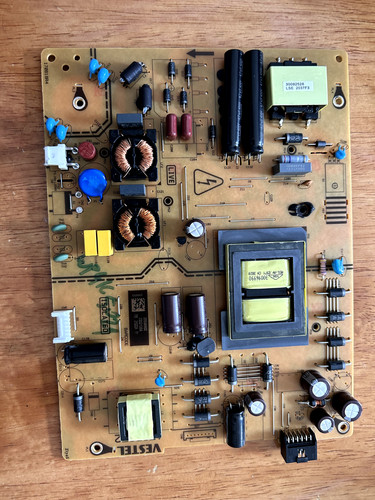 PSU NETZTEIL PLATINE 17IPS72 23521004 FÜR 50" WALKER WP4K5021 LED TV