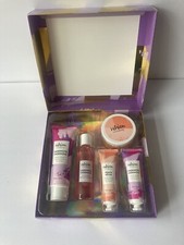 WHIM Besties By Utla Beauty 5 Pc Gift Set Cherimoya/Peach NIB