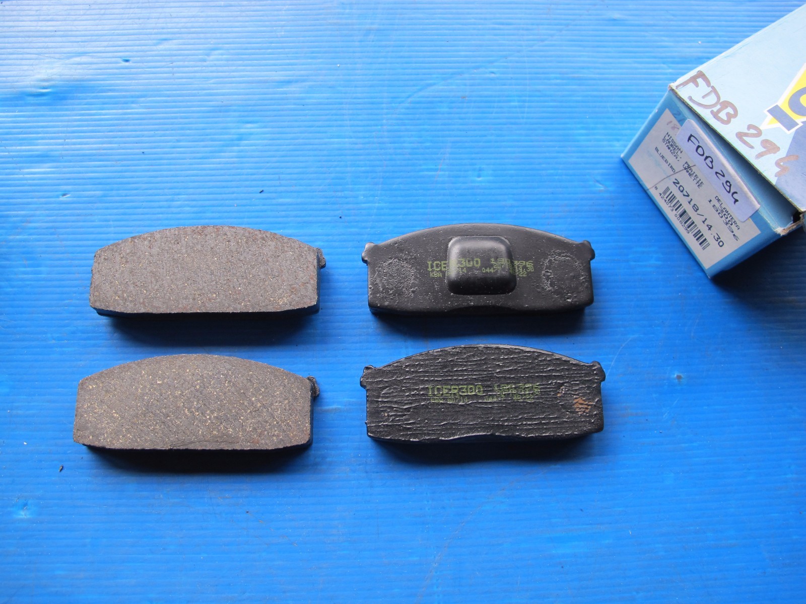 Plaquettes de freins avant Icer pour Nissan Bluebird et Laurel