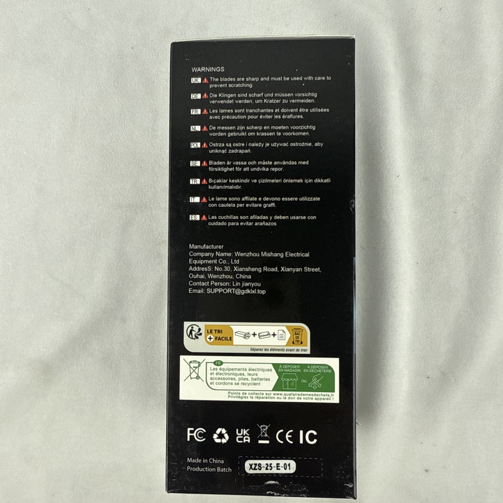 Rechargeable Electric Razor for Men: IPX7 Waterproof Shaver - 1.5H Fast Charge