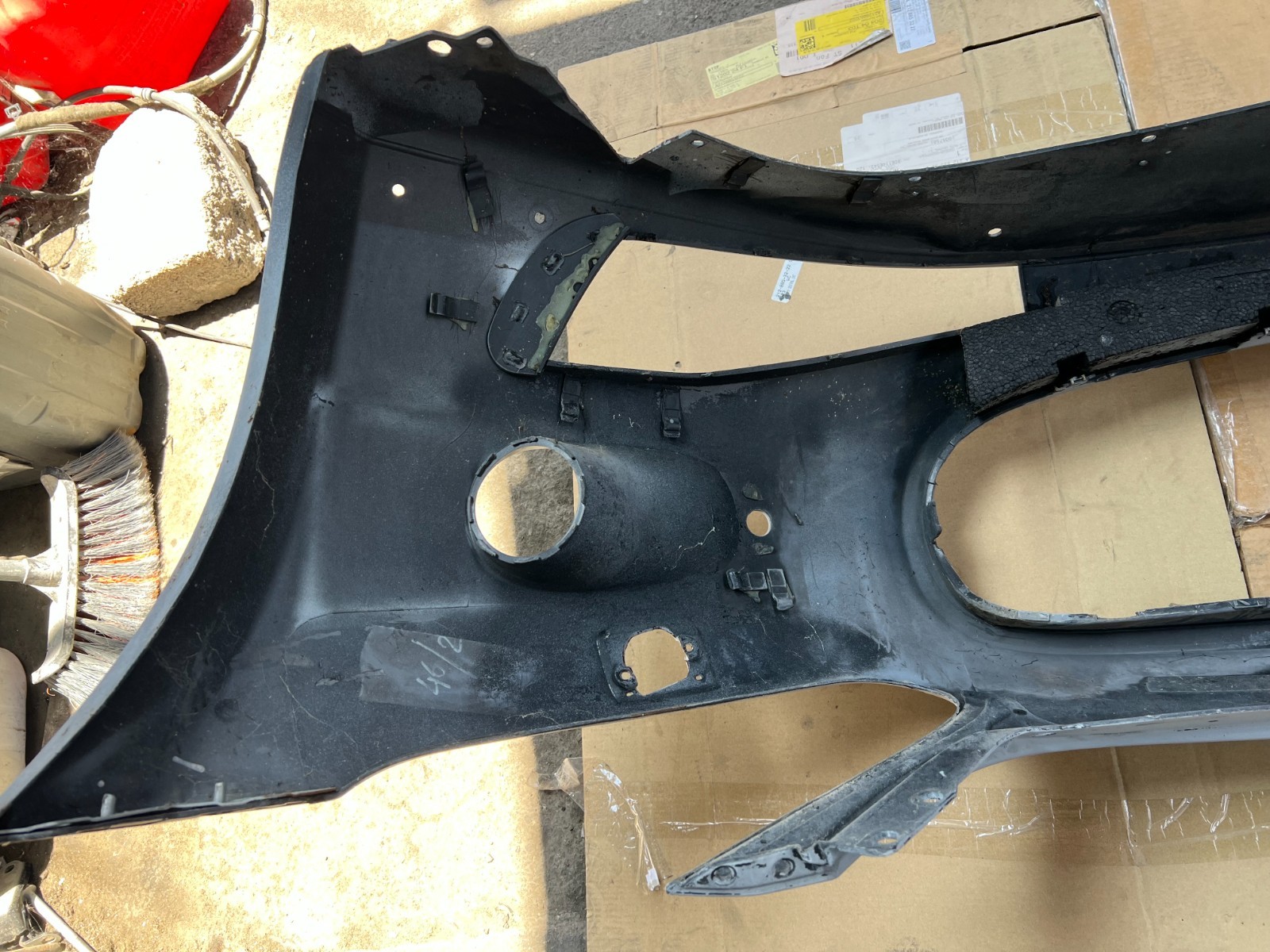 2008-2011 MASERATI GRANTURISMO M145 FRONT BUMPER COVER 80055800 OEM