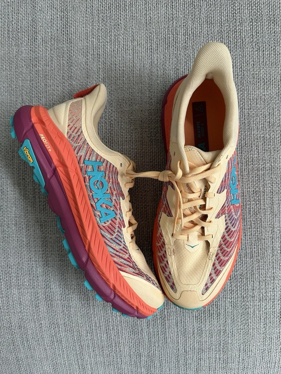 Hoka One One Men display picture 1