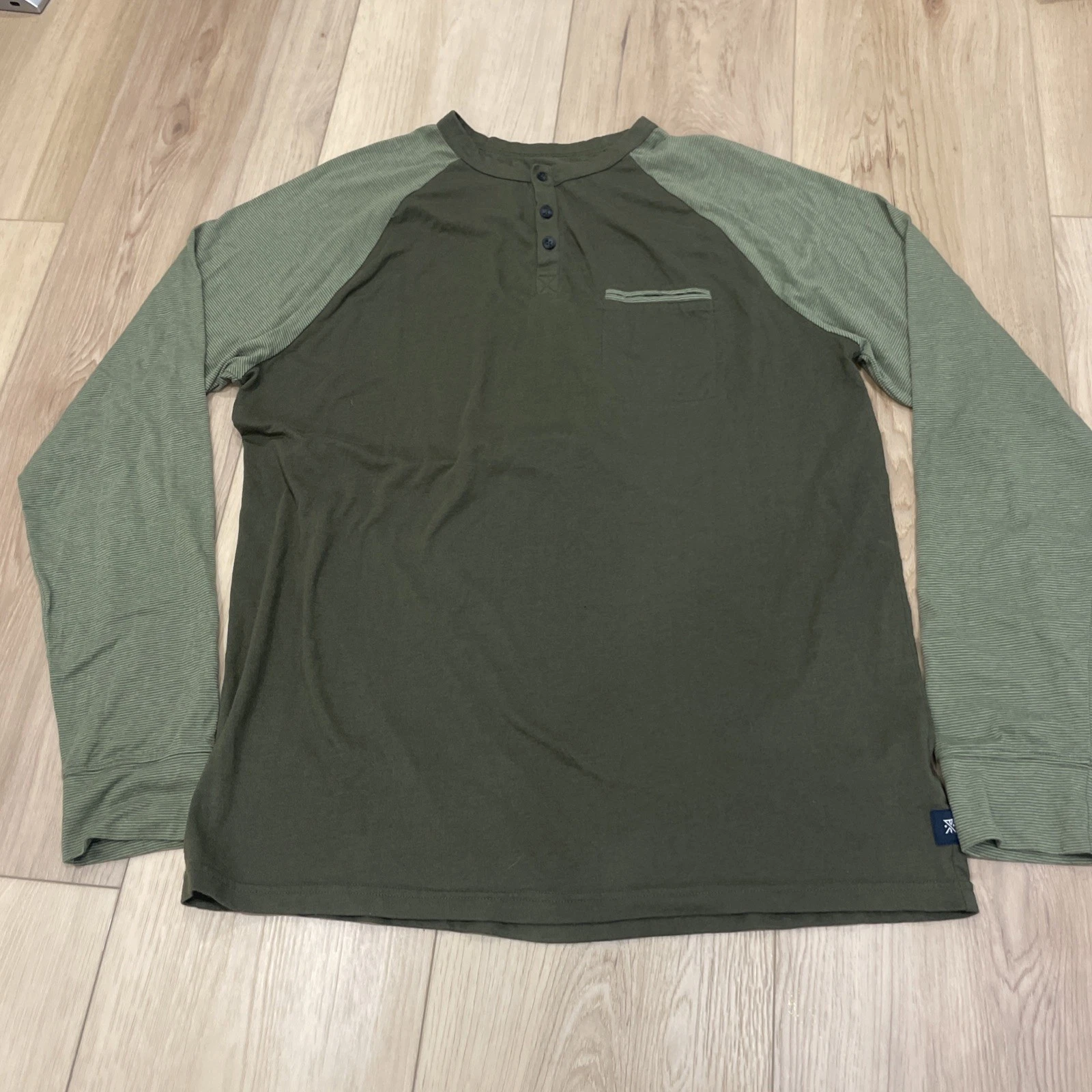 Roark Mens Moisture Wicking Henley Longsleeve in Green Size XL