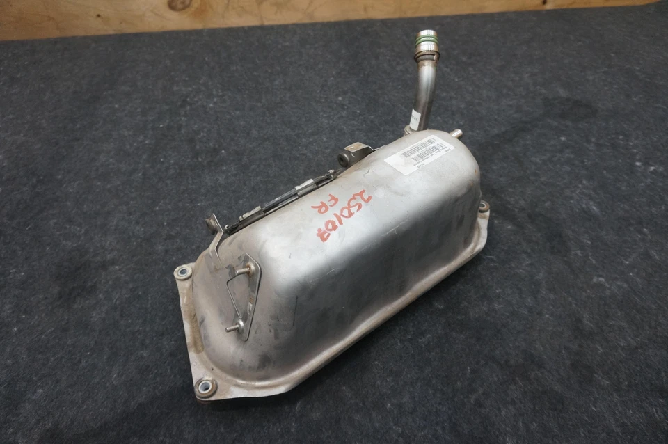Hybrid Fuel Gas Tank Reservoir Assembly OEM 16117391827 BMW I3 94 REX 2014-21 - Image 3 of 4