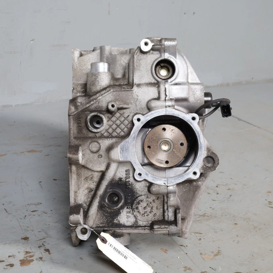 1999-2001 Porsche 911 996 3.4 Left Cylinder 1-3 Head 99610400303 OEM Used Foto 3 de 4