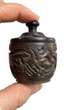 Boîte ancienne sculpté bois noirci Sculpté  décor floral Asie?  wooden box