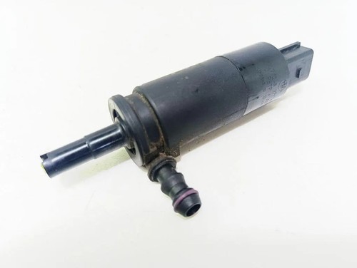 BMW 7 E65, E66, E67 Scheinwerferwaschmotor 8377613 2.99 Diesel 160kw 31379282