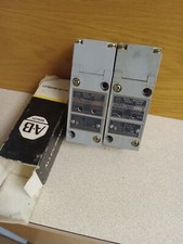 ALLEN BRADLEY 802PA-LABH2 PROXIMITY SWITCH  LOT OF 2