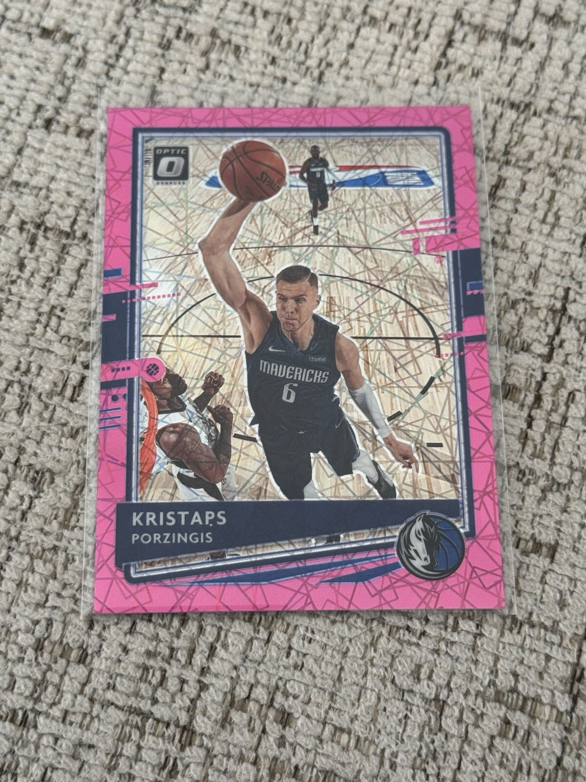 2020-21 Kristaps Porzingis Panini Donruss Optic Pink Velocity /79 #82