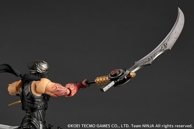 Revoltech Ryu Hayabusa NINJA GAIDEN 3 limited w/Bonus Parts New