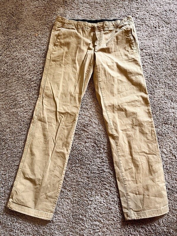 Women’s Northface Khaki Lightweight Hiking Outdoor Activity Pants Size Large