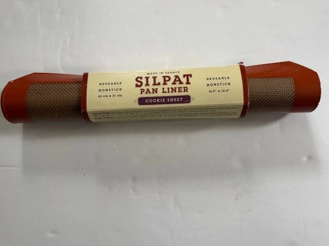 NWT Williams Sonoma Silpat Baking Mat 16.9" x 12.2" Nonstick Reusable France
Opens in a new window o