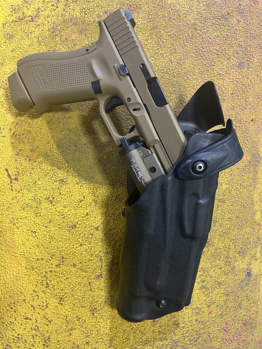 SAFARILAND GLOCK 17/22 ホルスター 実物　TAN 中古 Safariland 6384 QLS Glock 17/22