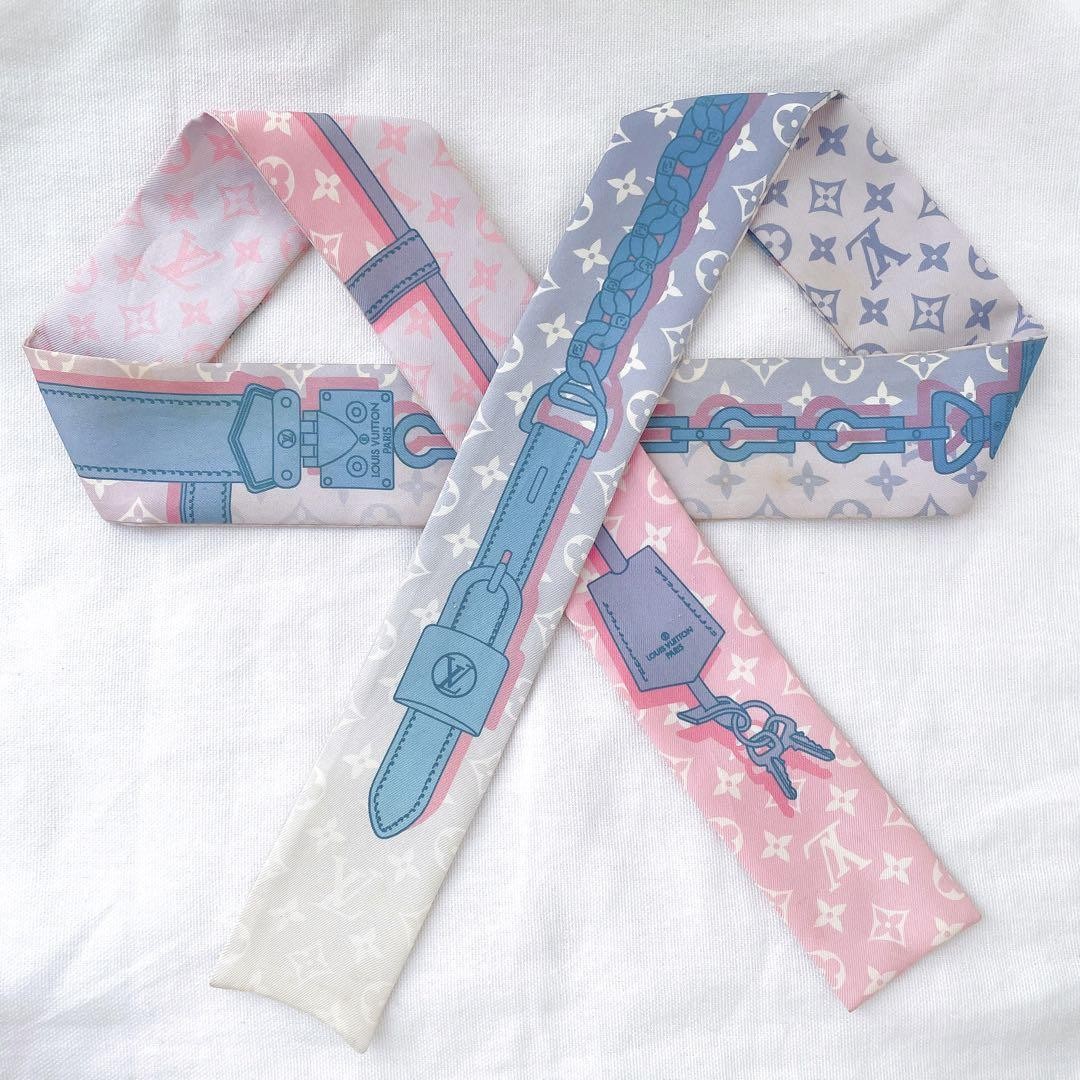 Louis Vuitton Bandana Bandoo Scarf Trendy Must-Have Accessory