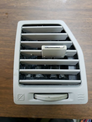 07 08 09 Suzuki XL7 A/C Heater Air Vent Grille Left Driver OEM Gray - Picture 1 of 2