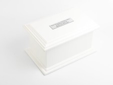 White MDF Wood Cremation Urn – Personalised Plaque Engraved for Adult Child Pet