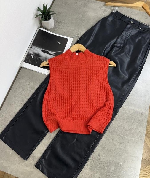 Women & Other Stories Sweater Coral 40