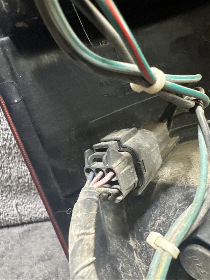 Conjunto de luz trasera izquierda izquierda izquierda Mercury Villager 99-02 Foto 4 de 4