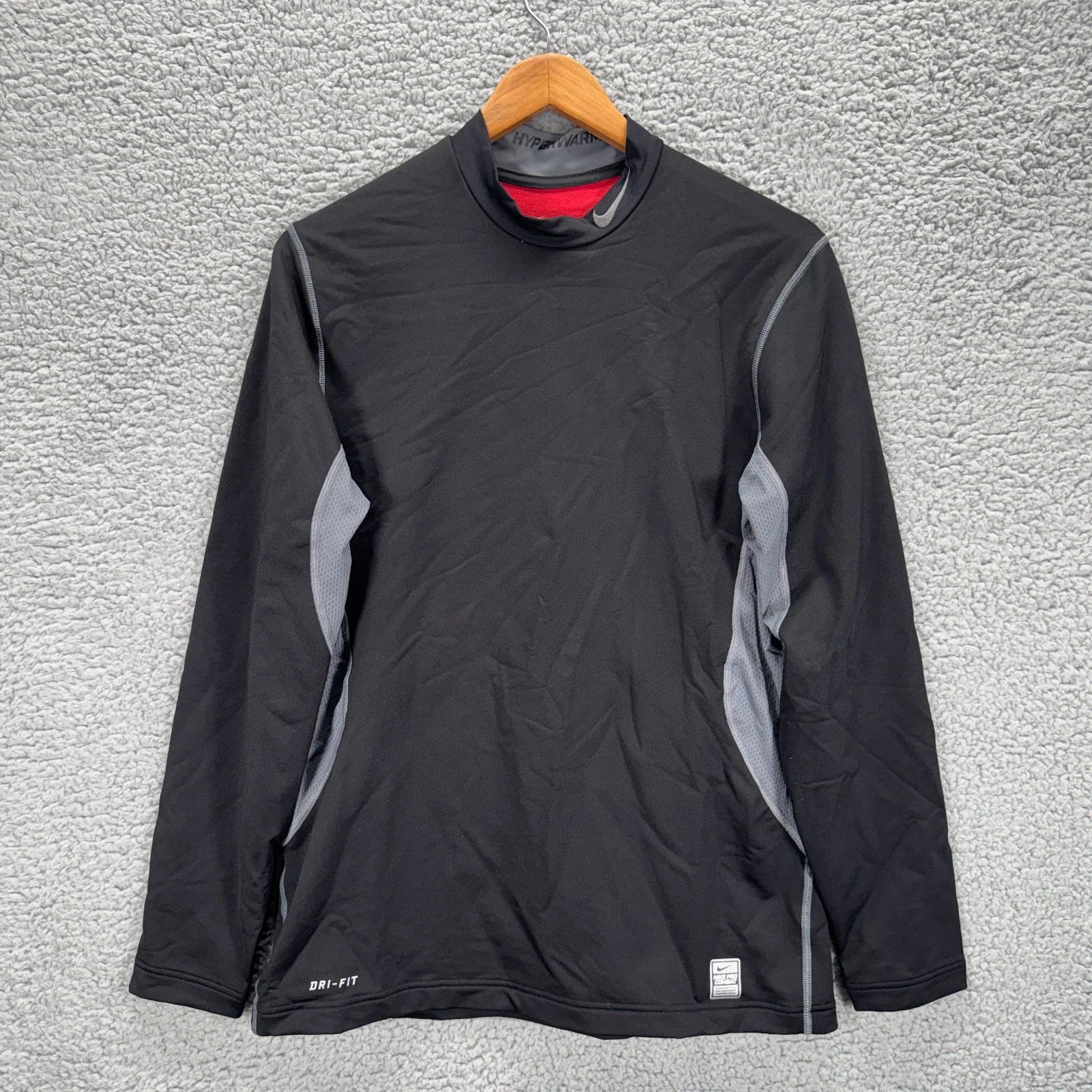 Nike Pro Combat Hyperwarm Shirt Large Black Red Base Layer Training Athletic