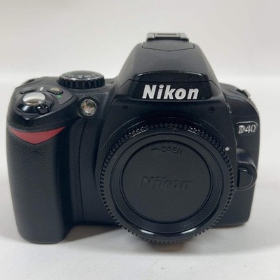 Nikon D40 6.1MP Digital SLR DSLR Camera