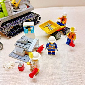 Lego City 60122 Volcano Caterpillar and others