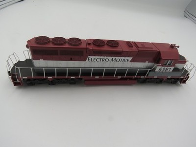 Athearn 8006 - Diesellok SD40-2 EMD Leasing #6381 - Spur HO