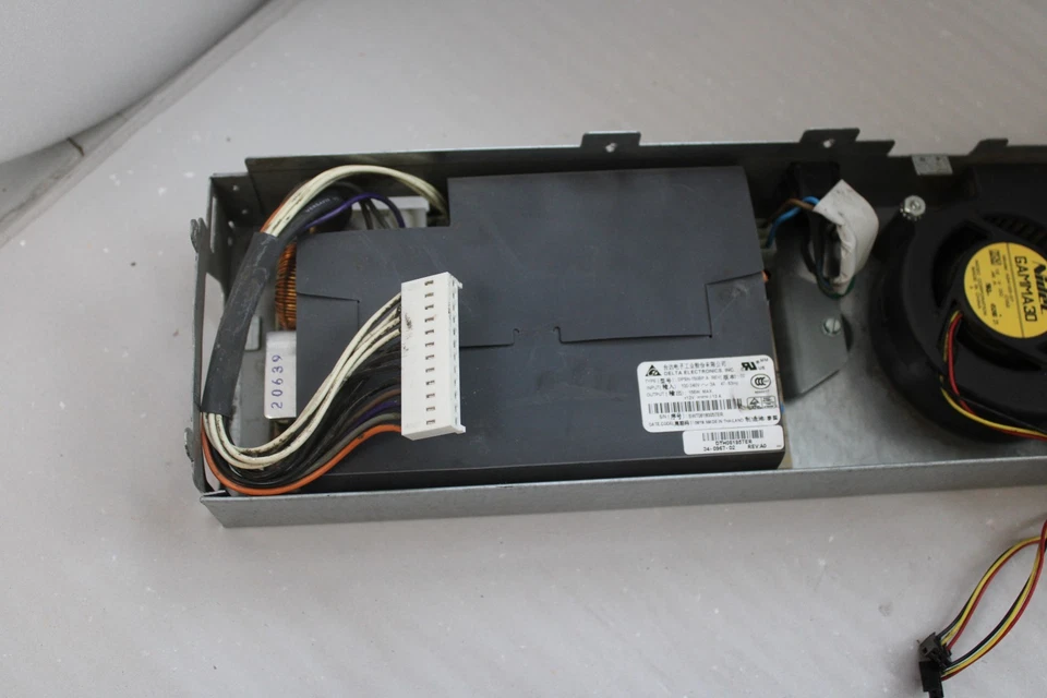 Lüfter Netzteil Einheit CISCO 34-0967-02 156W DPSN-150BP A mit 2x Nidec Gamma30 - Bild 2 von 4