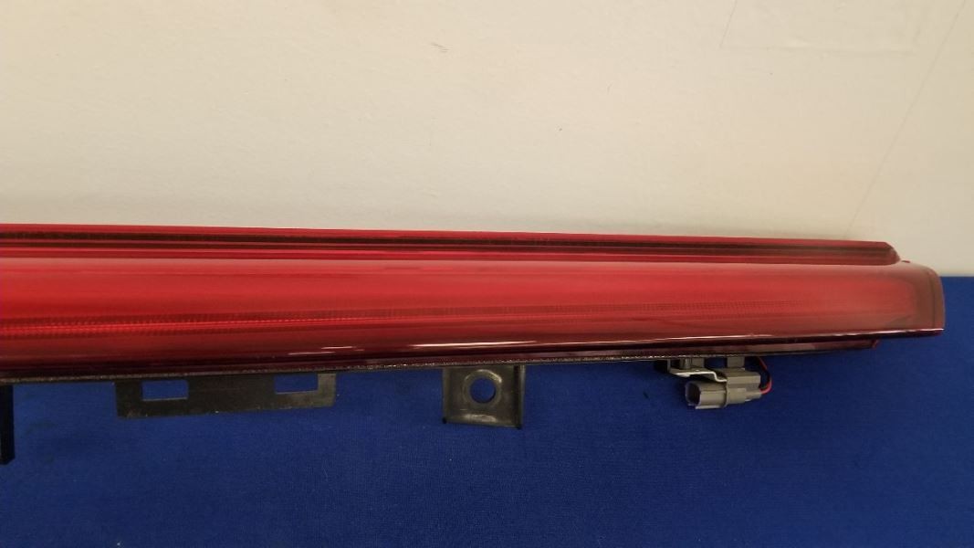 17 ACURA NSX CENTER TAIL LIGHT LAMP 