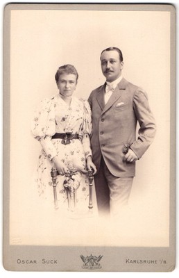 Fotografie Oscar Suck, Karlsruhe i/B., Kaiserstrasse 223, Portrait sommerlich g 