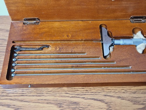 Vintage Starrett 440 Depth Micrometer, timewarp condition - Engineers toolbox - Picture 8 of 24