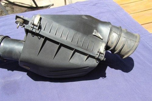 Ford Crown Victoria Police P71 2005-2011 Air box, tube MAF sensor 8W7Z-9600-AB - Picture 4 of 5