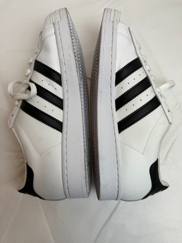 Mens Adidas Originals Superstar Sz 8 White Athletic Shoes Sneakers EG4958 - Picture 5 of 9