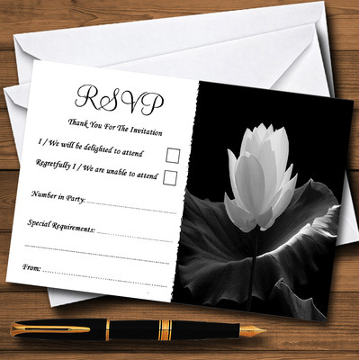 Schöne schwarz weiße Blume personalisiert Hochzeit oder Party RSVP Karten